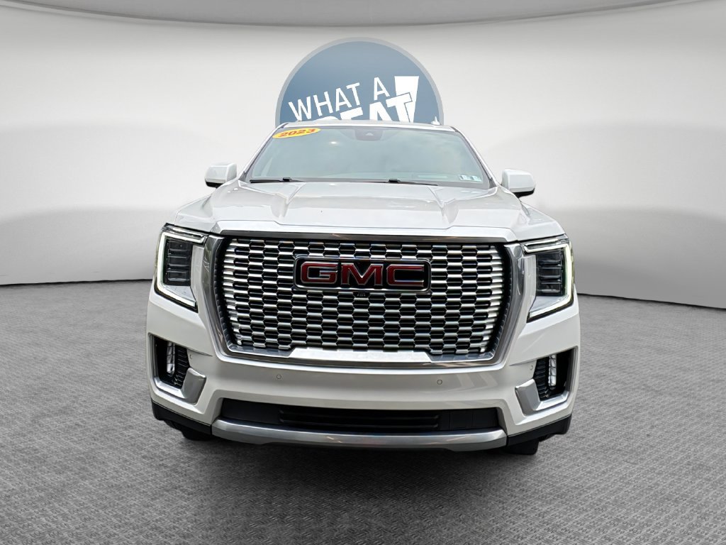 Used 2023 GMC Yukon XL Denali w/ Advanced Technology Package AWD/4WD image 9