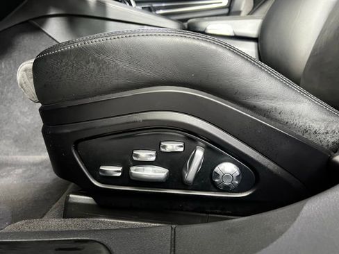 Certified 2020 Porsche Panamera GTS image 30