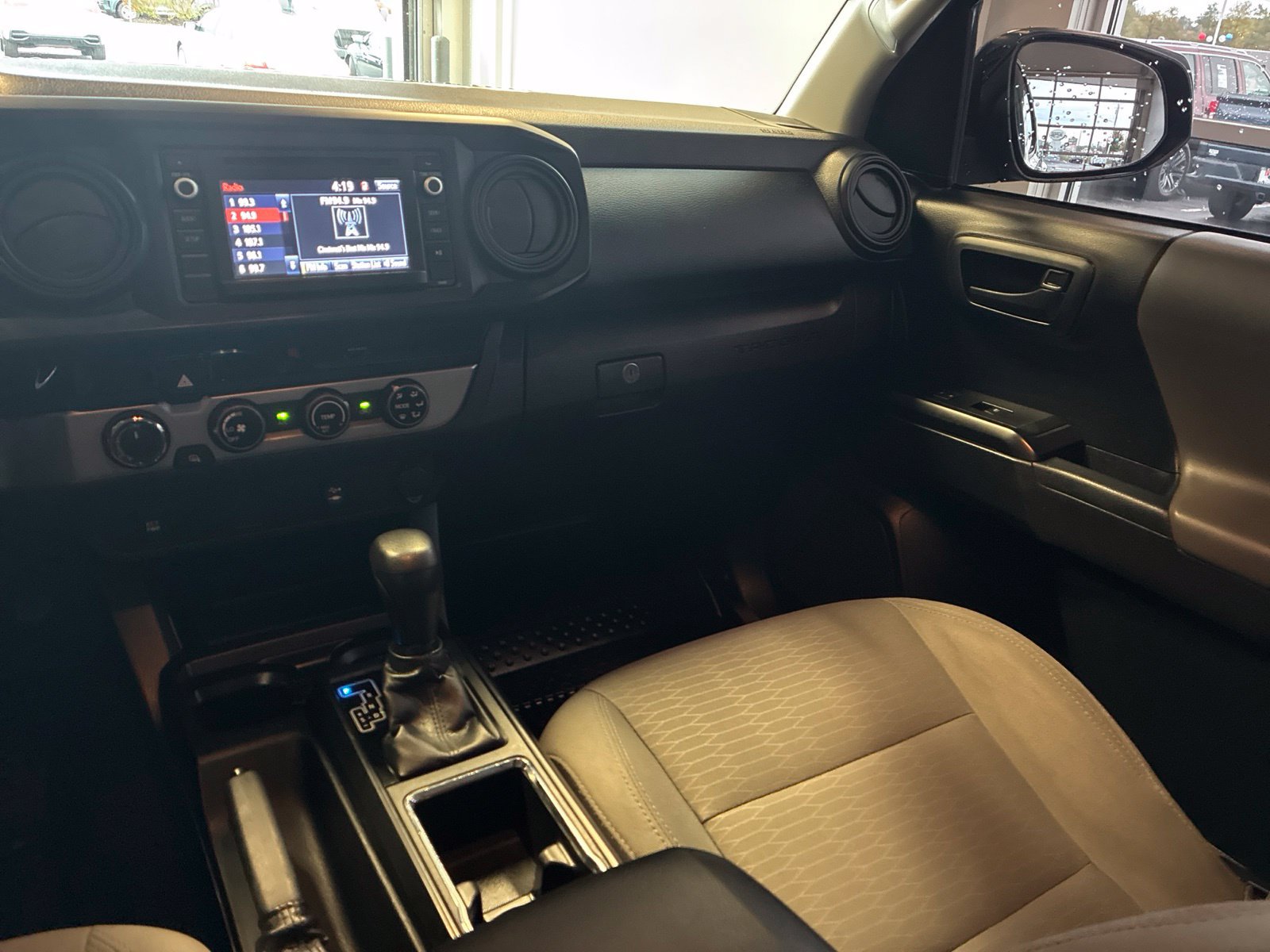 Used 2018 Toyota Tacoma SR w/ SR Convenience Package AWD/4WD image 20