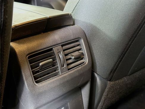 Used 2021 Nissan Rogue SV image 22