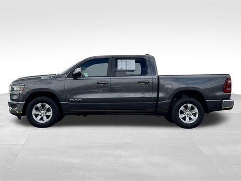 Used 2023 RAM 1500 Laramie AWD/4WD image 4