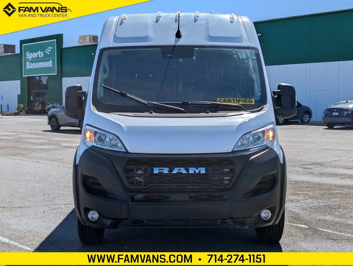 Used 2025 RAM ProMaster 2500 w/ Convenience Group FWD image 2