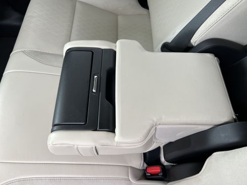 Used 2023 Lexus RX 350 AWD w/ Accessory Package (Z1) image 41