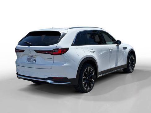 Certified 2024 MAZDA CX-90 Plug-In Hybrid w/ Premium Plus AWD/4WD image 5