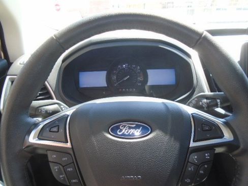 Used 2024 Ford Edge SEL w/ Convenience Package AWD/4WD image 17