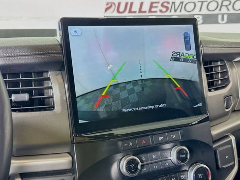 Used 2024 Ford Expedition XLT image 14