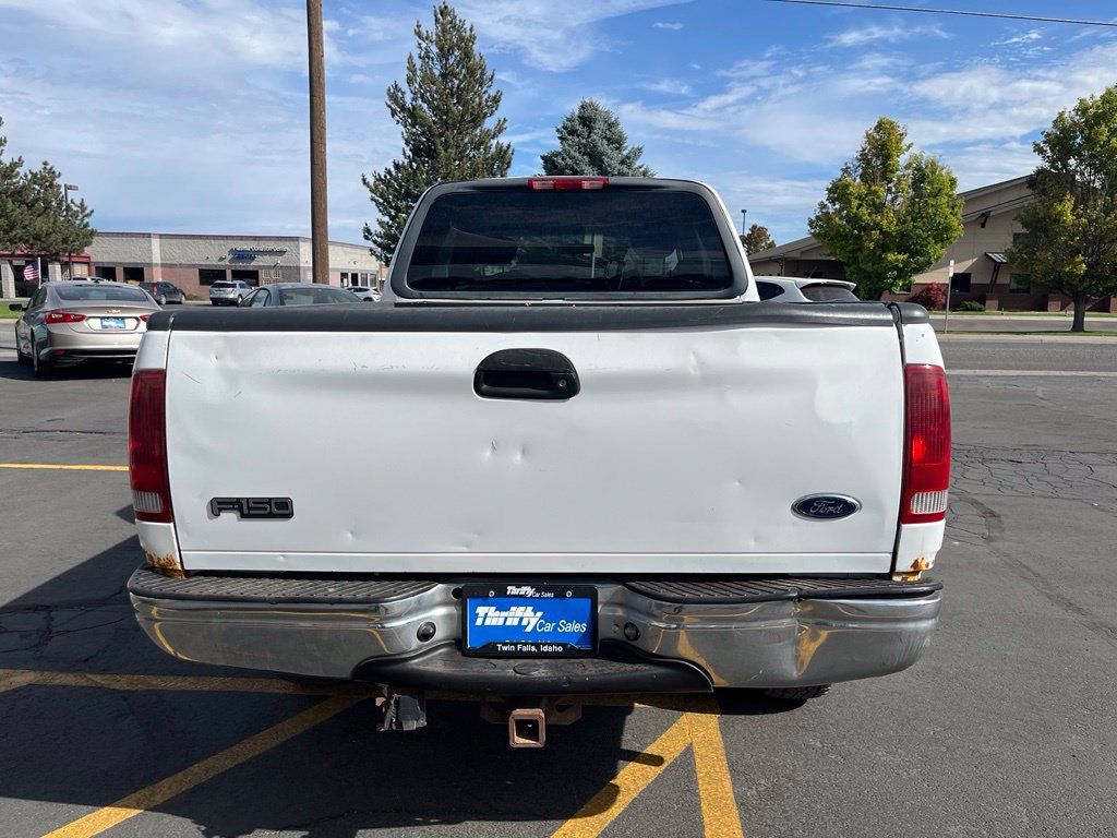 Used 2002 Ford F150 XLT AWD/4WD image 4