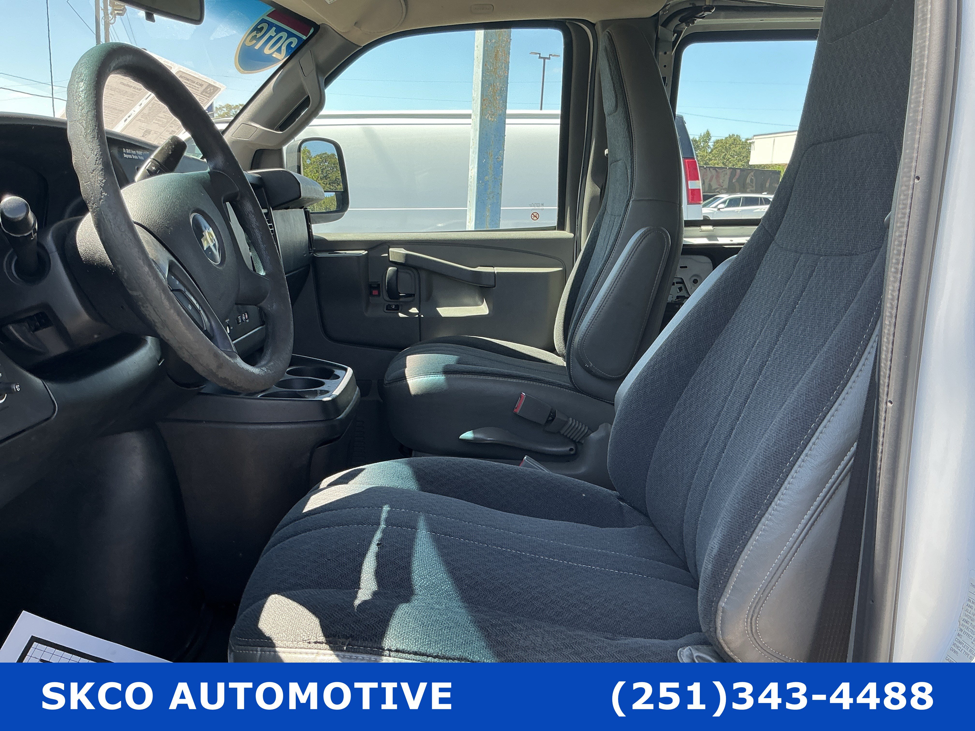 Used 2019 Chevrolet Express 2500 w/ Driver Convenience Package RWD image 11
