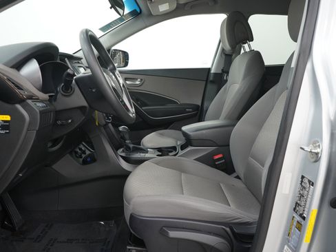 Used 2018 Hyundai Santa Fe Sport FWD image 22
