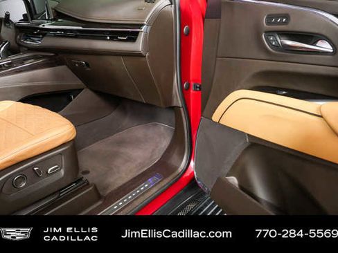 Used 2021 Cadillac Escalade Premium Luxury w/ Driver Assist Tech Package AWD/4WD image 24