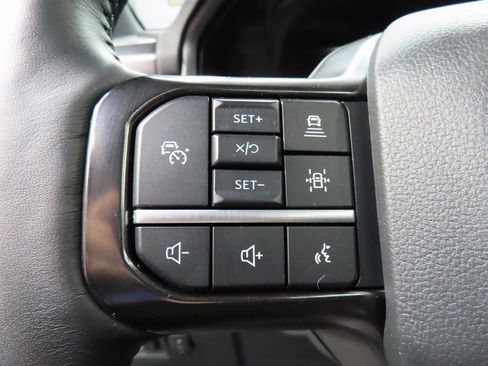 Used 2024 Ford F150 Platinum w/ FX4 Off-Road Package image 51