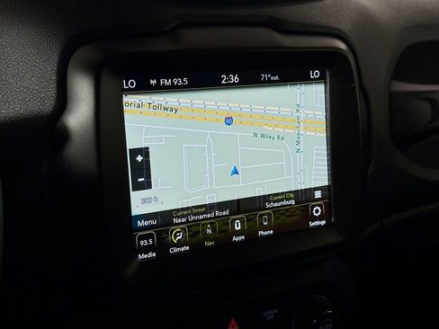 Used 2023 Jeep Renegade Latitude AWD/4WD image 13