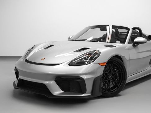 Certified 2025 Porsche 718 Boxster Spyder RS RWD image 7