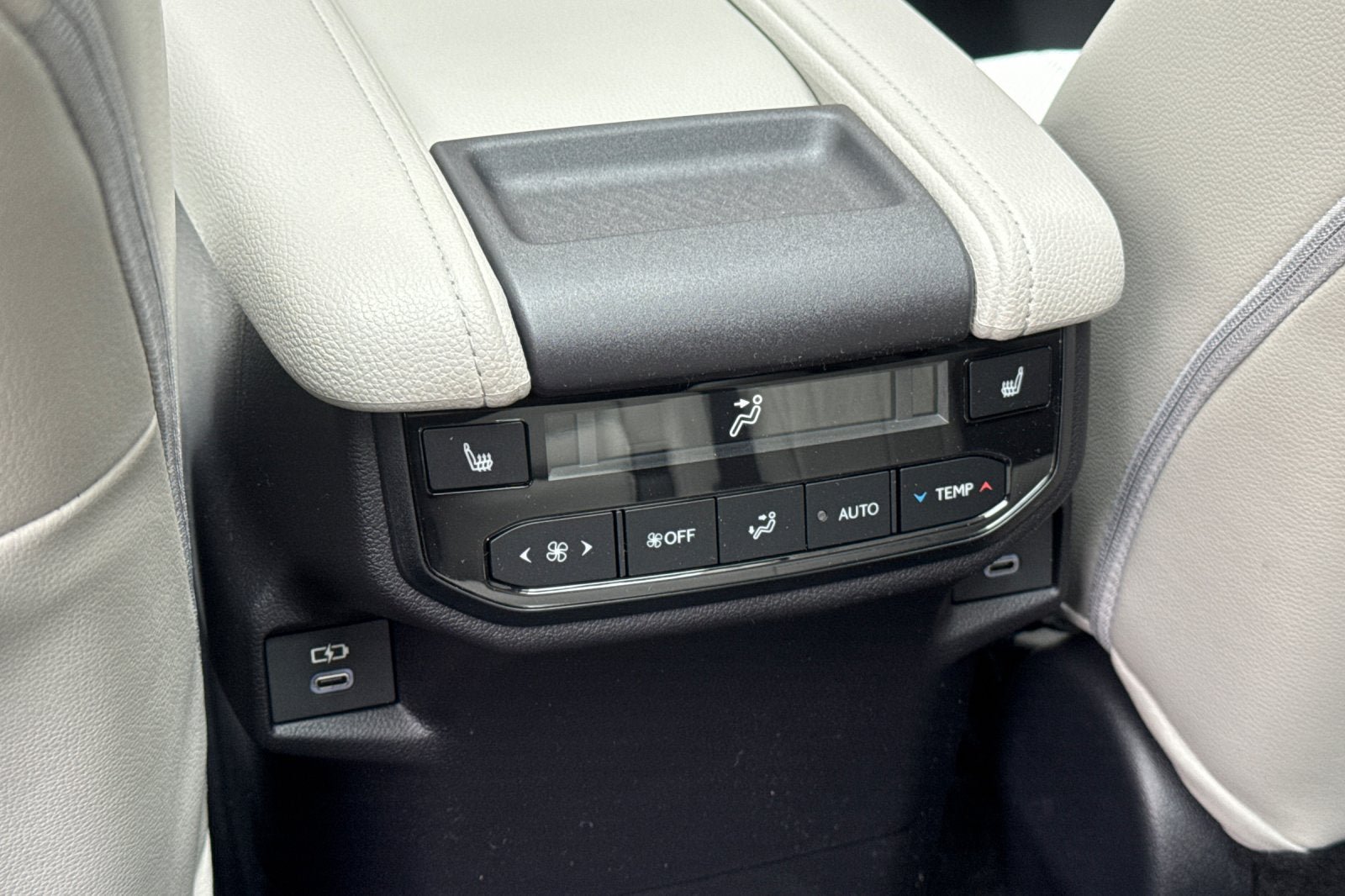 New 2026 Toyota Grand Highlander AWD Hybrid image 50