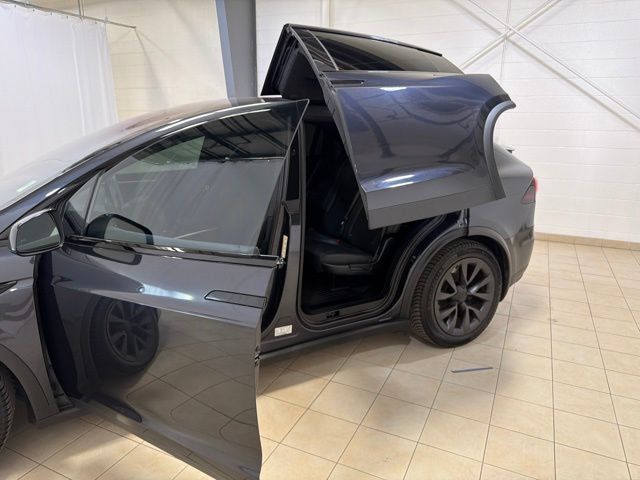 Used 2024 Tesla Model X AWD/4WD image 22