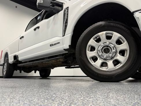 Certified 2024 Ford F250 XLT AWD/4WD image 3