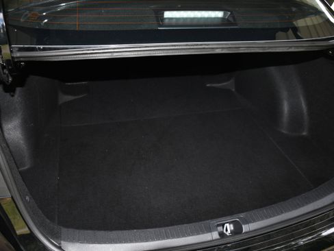 Used 2025 Toyota Corolla LE image 16