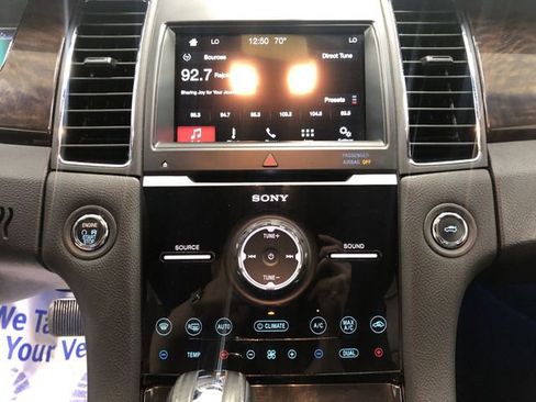 Used 2017 Ford Taurus Limited FWD image 20