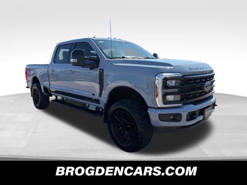 Used 2024 Ford F250 Lariat w/ Lariat Ultimate Package AWD/4WD image 1