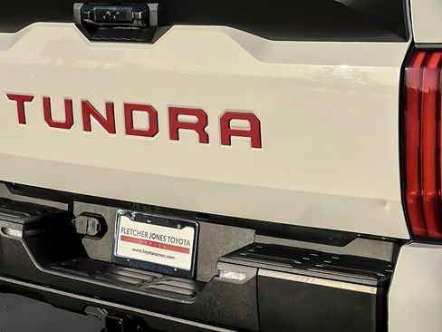 Used 2022 Toyota Tundra SR image 7