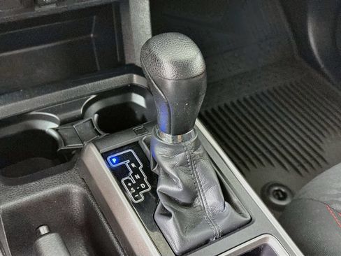 Used 2023 Toyota Tacoma SR5 AWD/4WD image 16