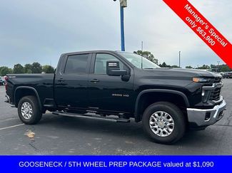 Used 2025 Chevrolet Silverado 3500 LT video 2