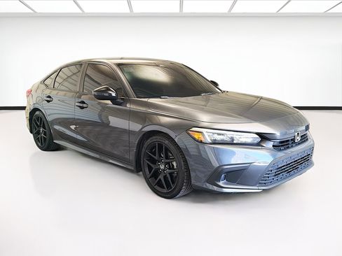 Used 2022 Honda Civic Sport image 3