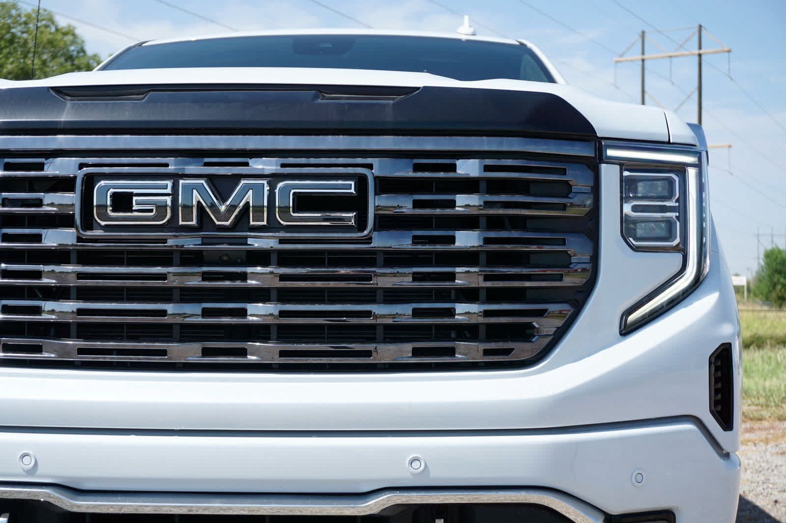 New 2026 GMC Sierra 1500 Denali Ultimate AWD/4WD image 3