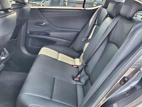 Used 2023 Lexus ES 250 w/ Premium Package AWD/4WD image 24