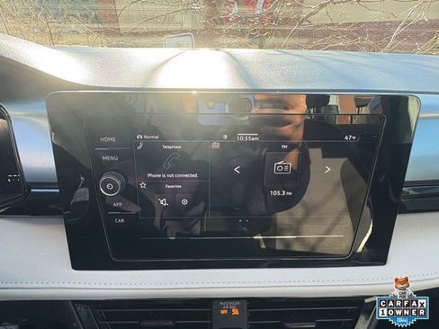 Used 2025 Volkswagen Taos S image 17