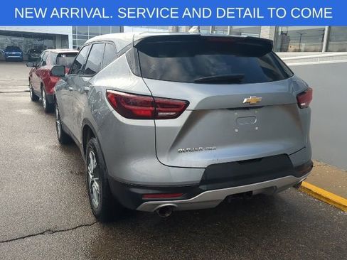 Used 2024 Chevrolet Blazer LT w/ Driver Confidence Package image 4