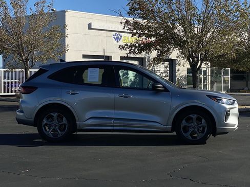 Used 2024 Ford Escape ST-Line image 4