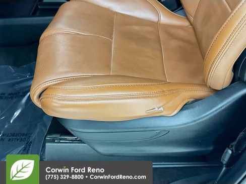 Used 2019 Lincoln Navigator Reserve image 20