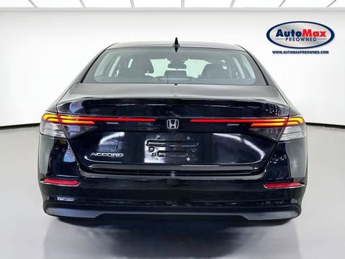 Used 2023 Honda Accord EX image 8