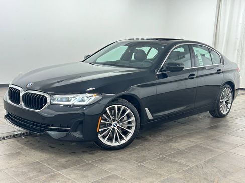 Used 2023 BMW 530i xDrive w/ Premium Package AWD/4WD image 1