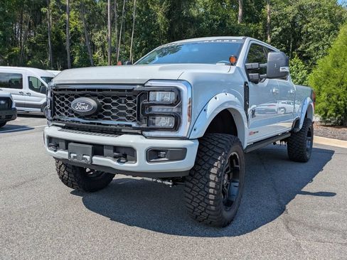 New 2026 Ford F250 XLT w/ XLT Premium Package AWD/4WD image 8