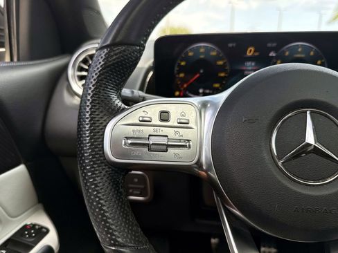 Certified 2023 Mercedes-Benz GLB 250 image 31