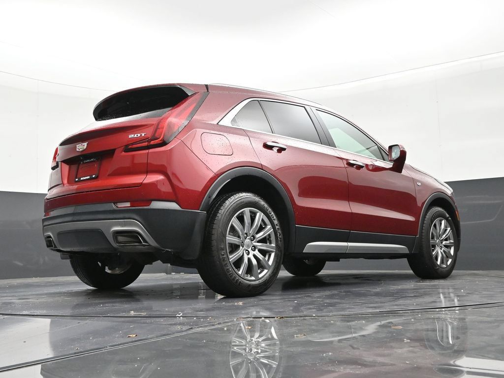 Used 2019 Cadillac XT4 Premium Luxury w/ Enhanced Visibility Package FWD image 24