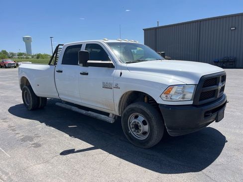 Used 2018 RAM 3500 Tradesman w/ Popular Equipment Group AWD/4WD image 3
