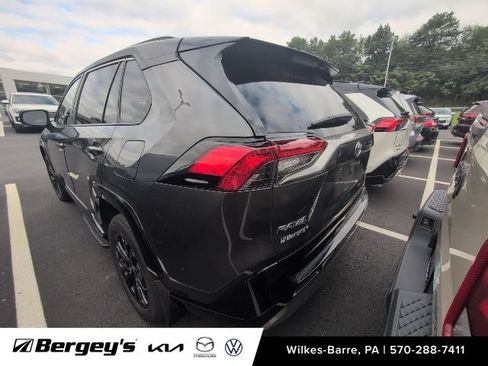 Used 2024 Toyota RAV4 XSE w/ Weather Package AWD/4WD image 9