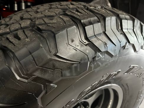 Used 2023 Ford F150 Raptor w/ Equipment Group 802A Raptor R AWD/4WD image 15