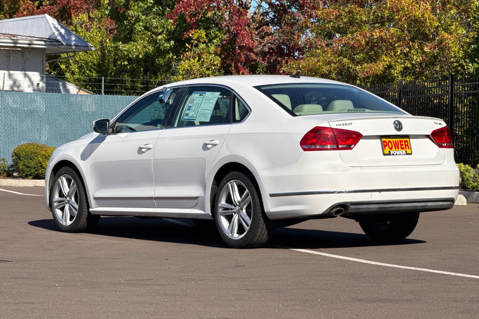Used 2013 Volkswagen Passat TDI SEL Premium FWD image 6