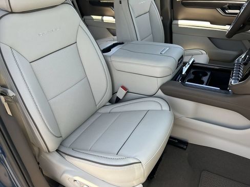 New 2026 GMC Yukon Denali AWD/4WD image 28
