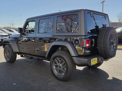 New 2026 Jeep Wrangler Unlimited Sport image 4