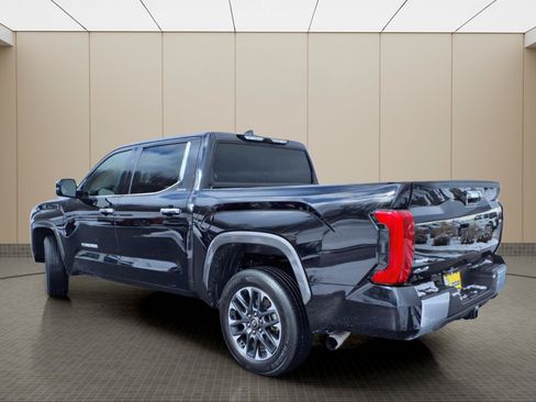Used 2025 Toyota Tundra Limited AWD/4WD image 10
