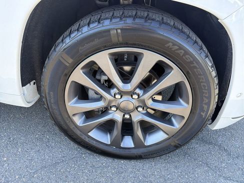 Used 2019 Jeep Grand Cherokee High Altitude AWD/4WD image 33