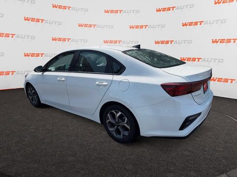Used 2020 Kia Forte LXS FWD image 3