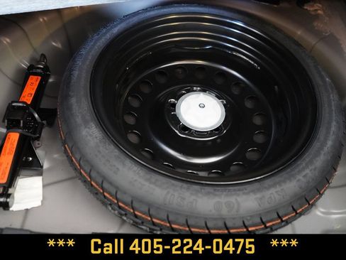 Used 2025 Nissan Sentra SV FWD image 24
