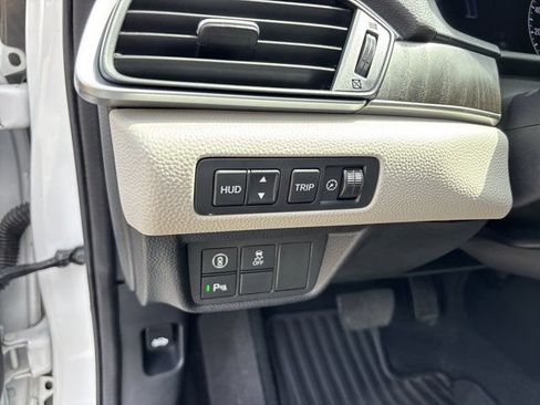 Used 2020 Honda Accord Touring image 24