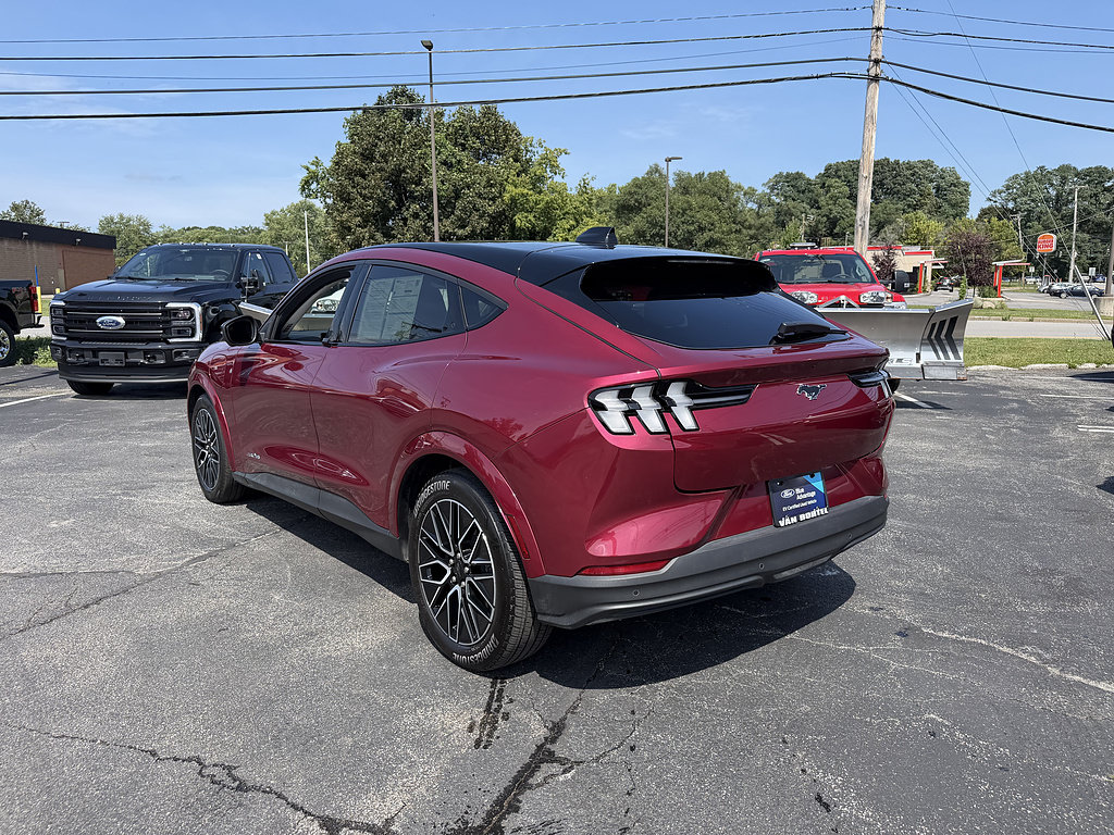Certified 2025 Ford Mustang Mach-E Premium AWD/4WD image 5